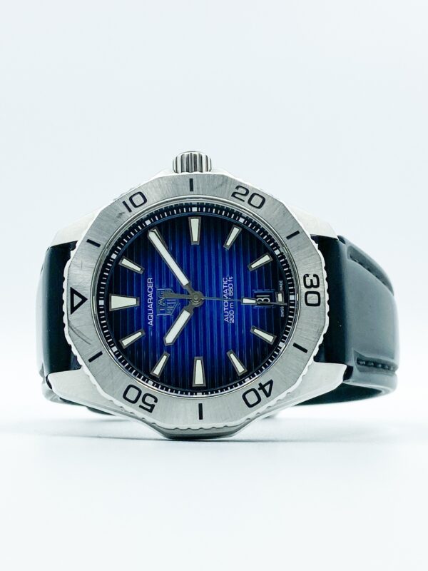 Tag Heuer Aquaracer Professional 200 Date 40MM - Image 3