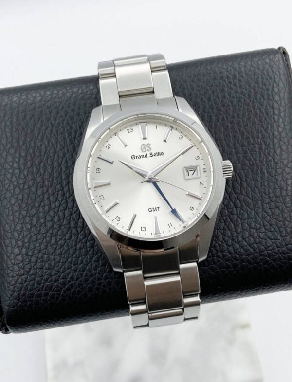 Grand Seiko Heritage Collection GMT 40MM - Image 2