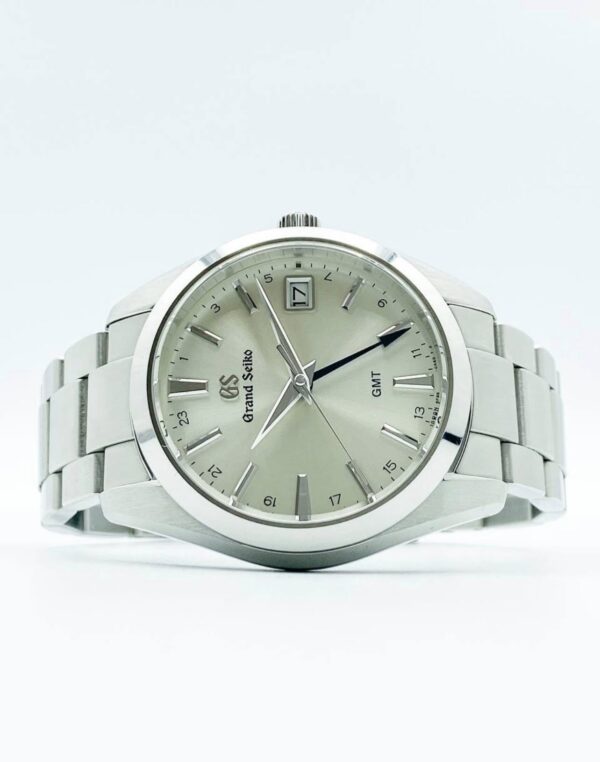 Grand Seiko Heritage Collection GMT 40MM - Image 3